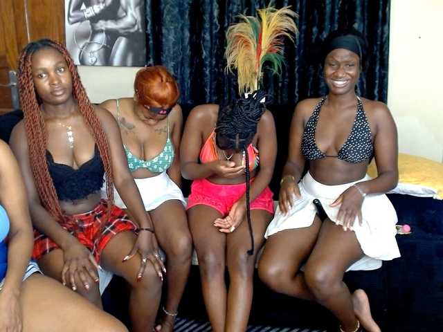 Cocoheat live cam on BongaCams