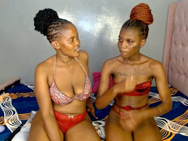 Cocoheat live cam on BongaCams