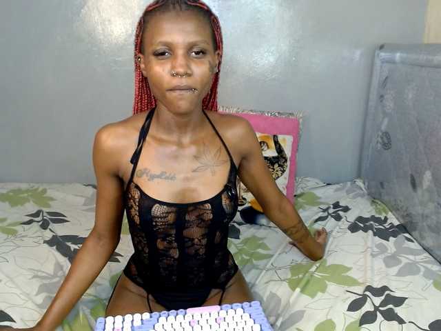 Cocoheat live cam on BongaCams