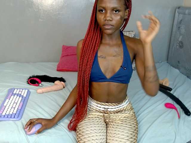 Cocoheat live cam on BongaCams