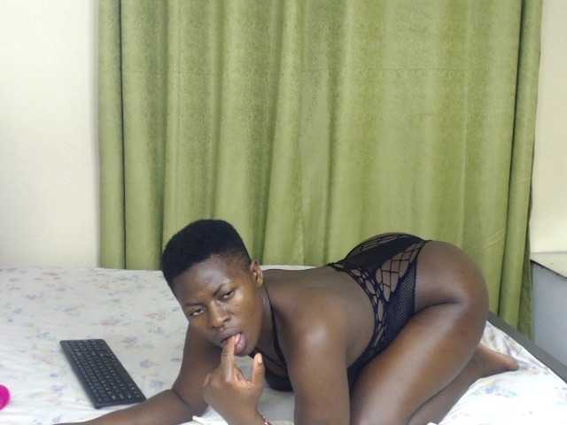 Cocoheat live cam on BongaCams