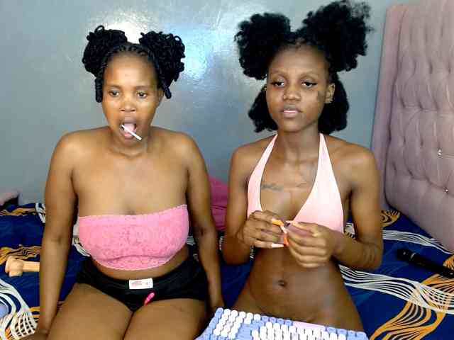 Cocoheat Sex Cam Show