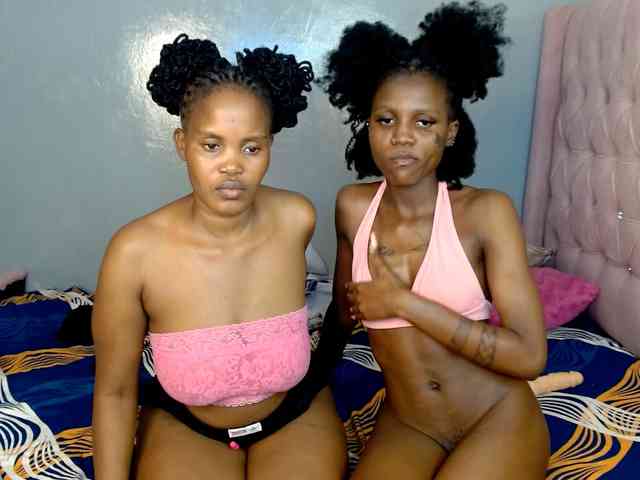 Cocoheat Sex Cam Show