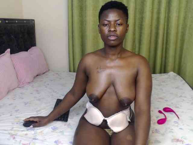 Cocoheat Live Webcam on BongaCams