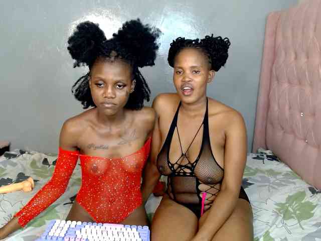 Cocoheat Sex Cam Show