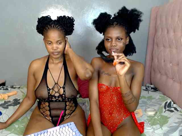 Cocoheat Sex Cam Show