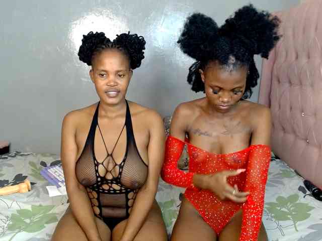 Cocoheat Sex Cam Show