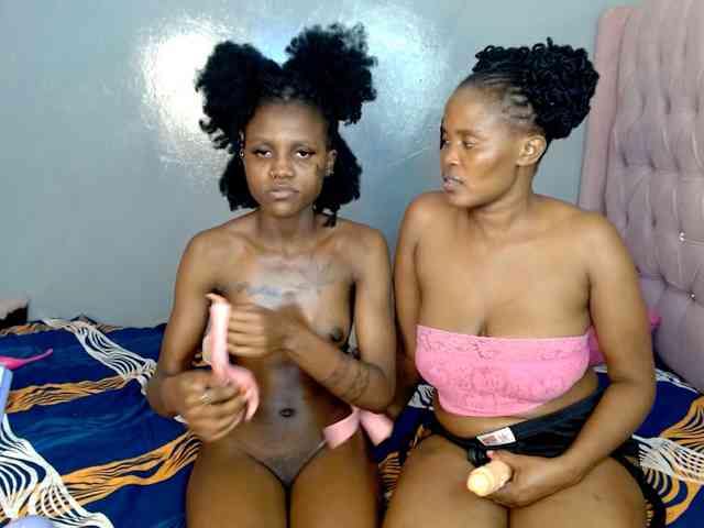 Cocoheat Sex Cam Show