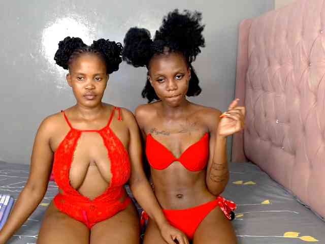 Cocoheat Sex Cam Show