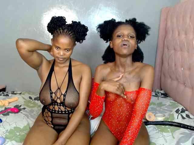 Cocoheat Sex Cam Show