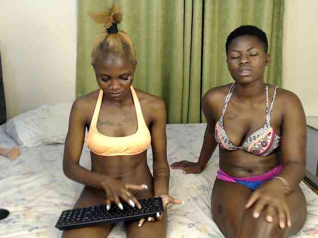 Cocoheat Live Webcam on BongaCams