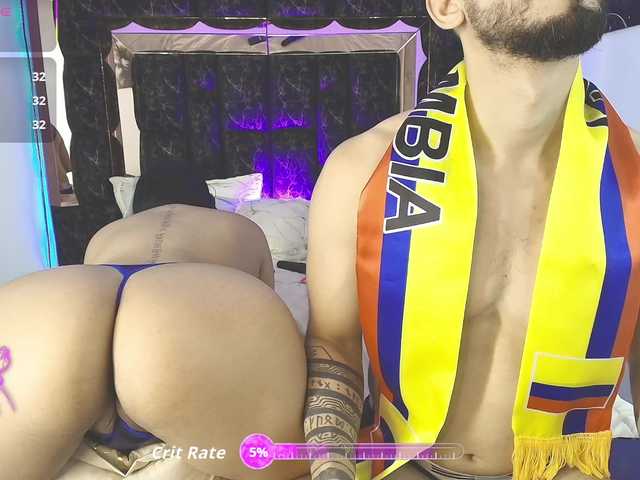 aphroditahotaz live cam on BongaCams