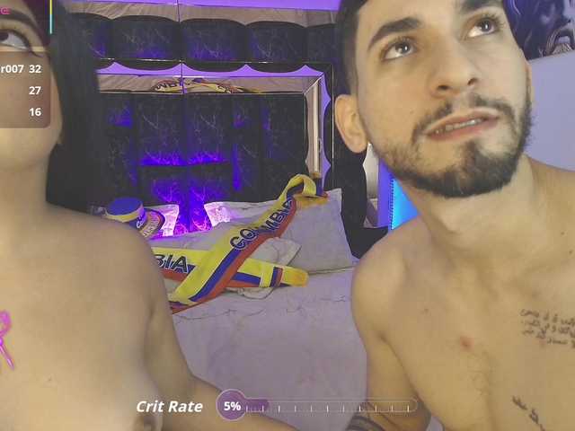aphroditahotaz live cam on BongaCams