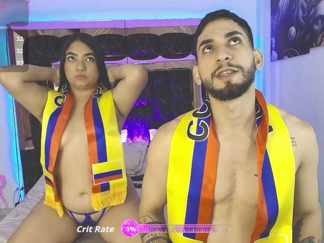 aphroditahotaz live cam on BongaCams