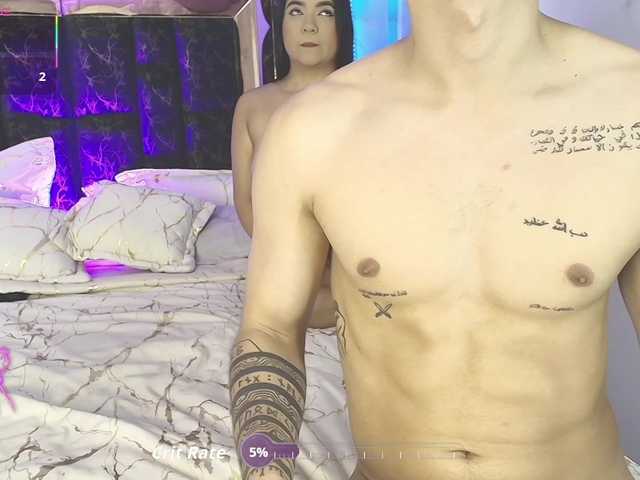 aphroditahotaz live cam on BongaCams