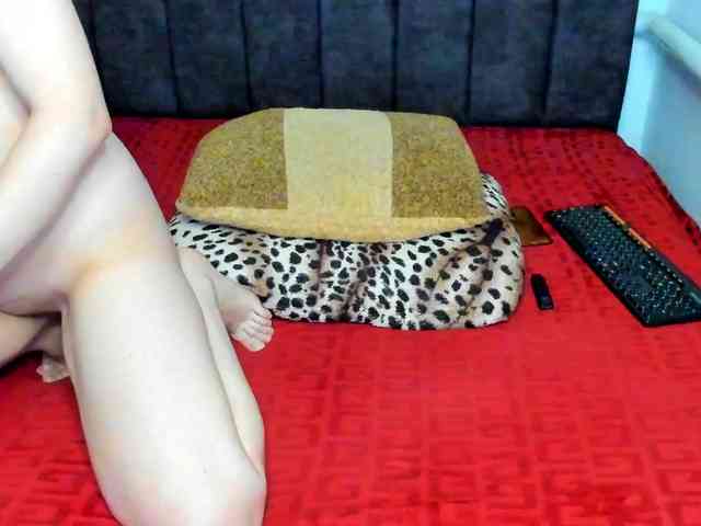Milamania-X Sex Cam Show