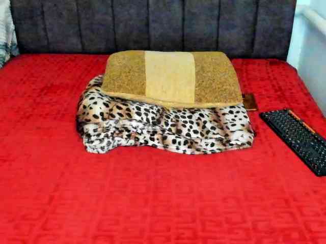 Milamania-X Sex Cam Show