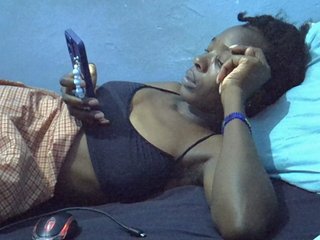 Luci-anna's Live Webcam