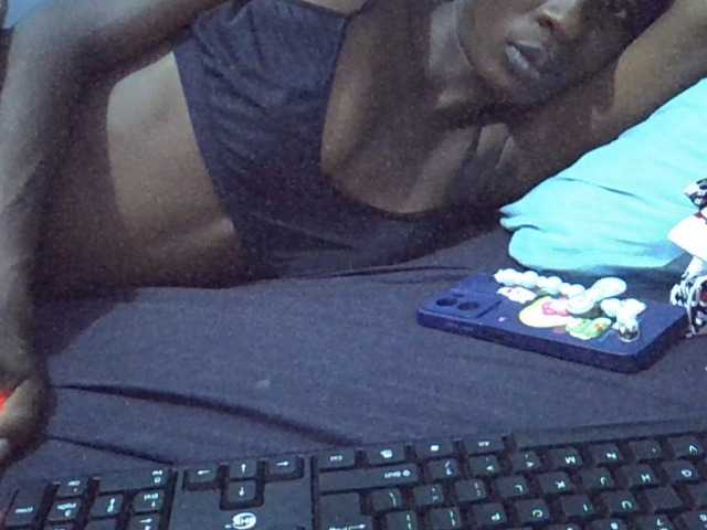 Luci-anna live cam on BongaCams