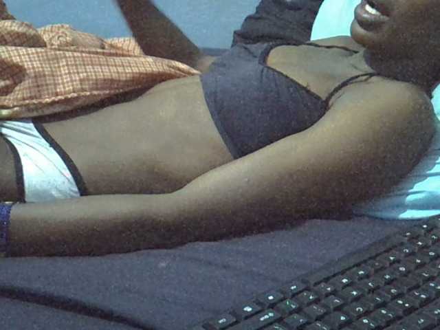 Luci-anna live cam on BongaCams