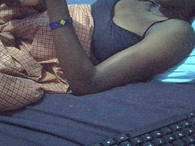 Luci-anna live cam on BongaCams