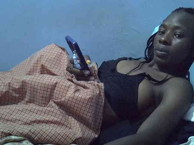 Model: Luci-anna