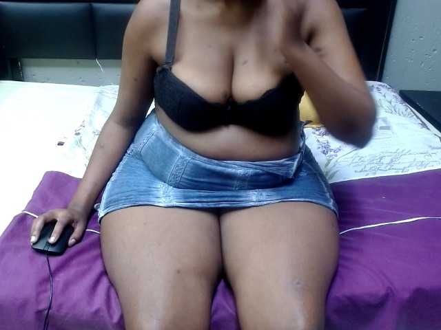 AssQueen32