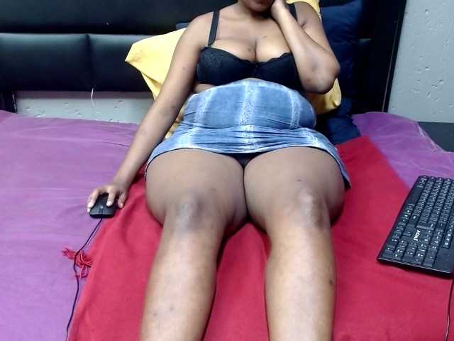 AssQueen32