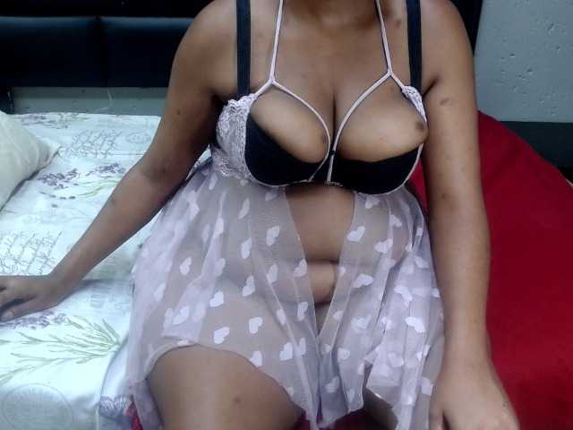 AssQueen32