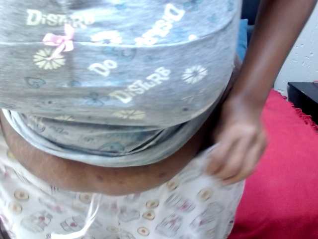 AssQueen32