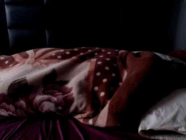 AssQueen32 webcam