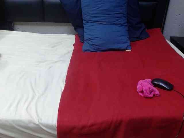 AssQueen32