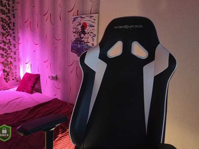 SpaceDanger, en directo ahora en BongaCams