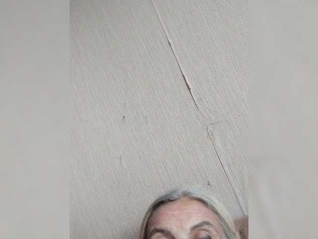 TPAX-B-KucKy live cam preview