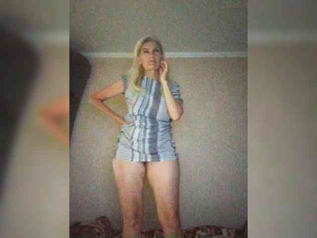 Cekcukyc live female cam on bongacams