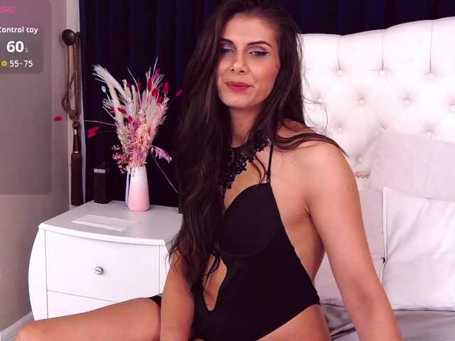AlisaKitty live cam on BongaCams