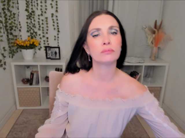 EvanessaJohns preview