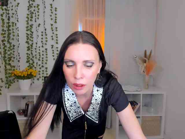 EvanessaJohns webcam