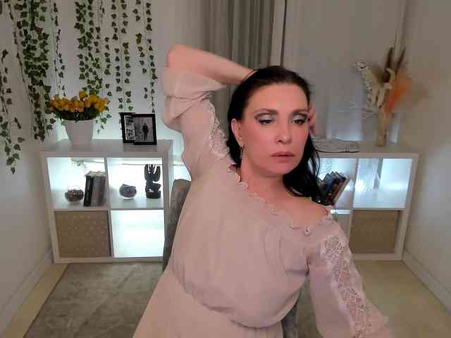 EvanessaJohns webcam