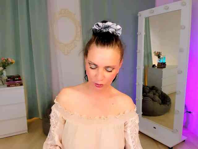 EvanessaJohns webcam