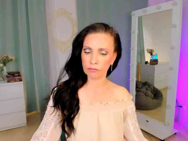 EvanessaJohns webcam