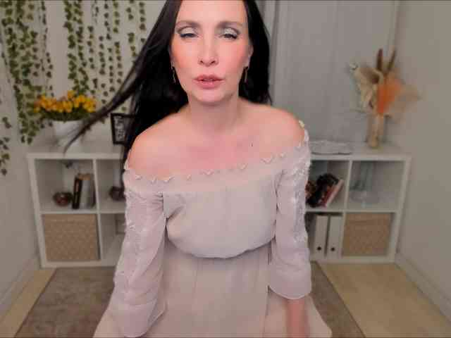 EvanessaJohns webcam