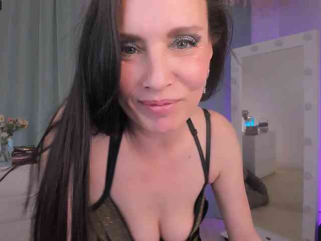 EvanessaJohns webcam