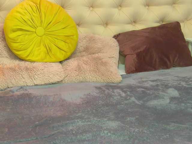 TaniaKarevina's BongaCams show and profile