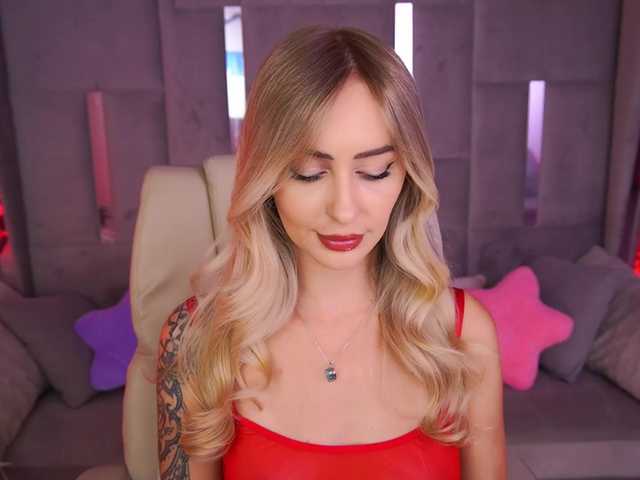 CandyGraces live cam on BongaCams