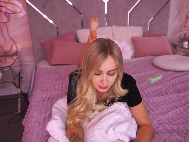CandyGraces live cam on BongaCams