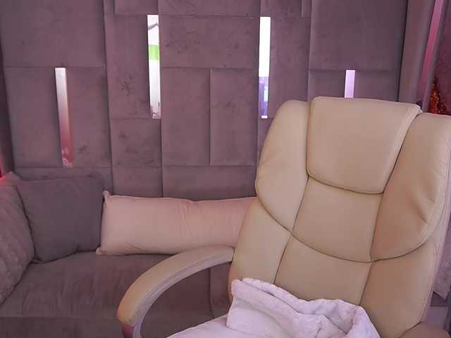 CandyGraces live cam on BongaCams