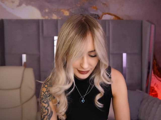 CandyGraces live cam preview