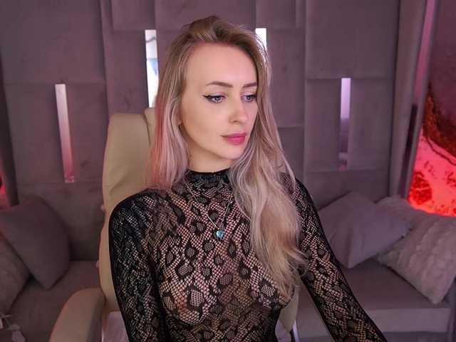 CandyGraces live cam on BongaCams