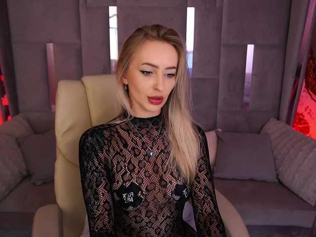 CandyGraces live cam on BongaCams